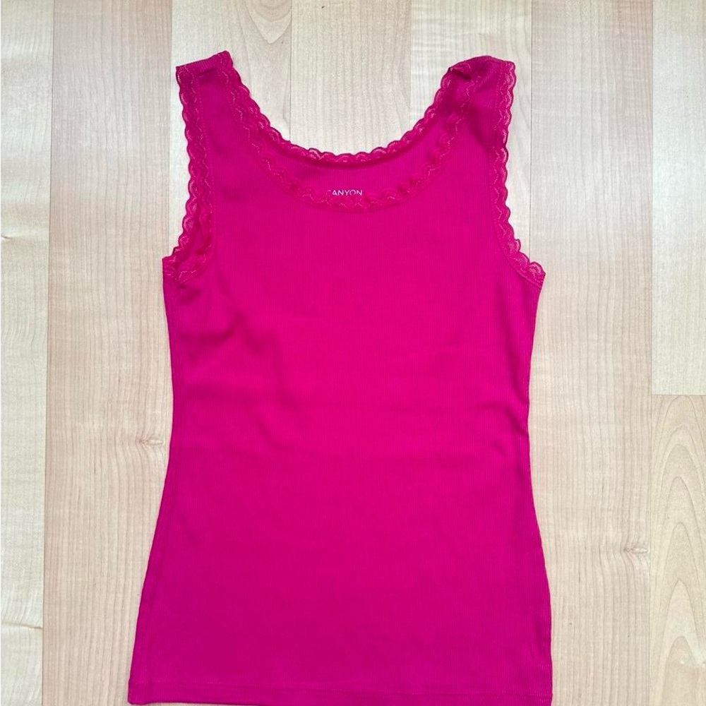 Canyon River Blues Fitted Pink Tank Top